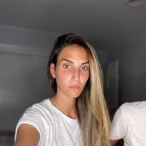 Meet your Posher, Alexia